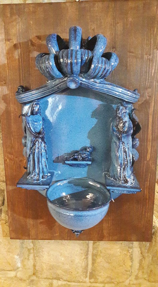 acquasantiera azzurra