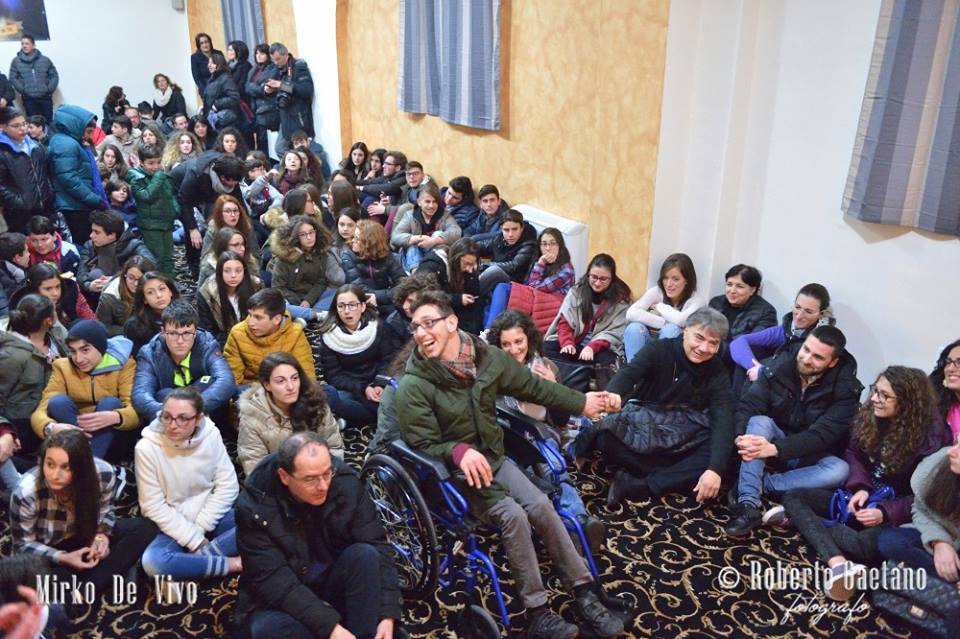 Fiaccolataperlapace2