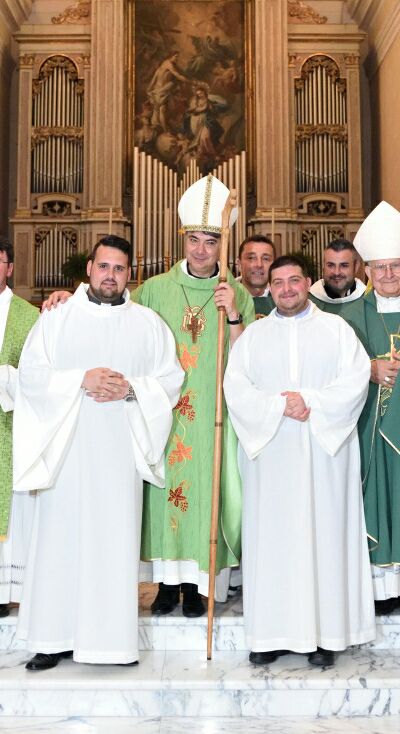 29133374 1590015054368689 6643056844782698496 n